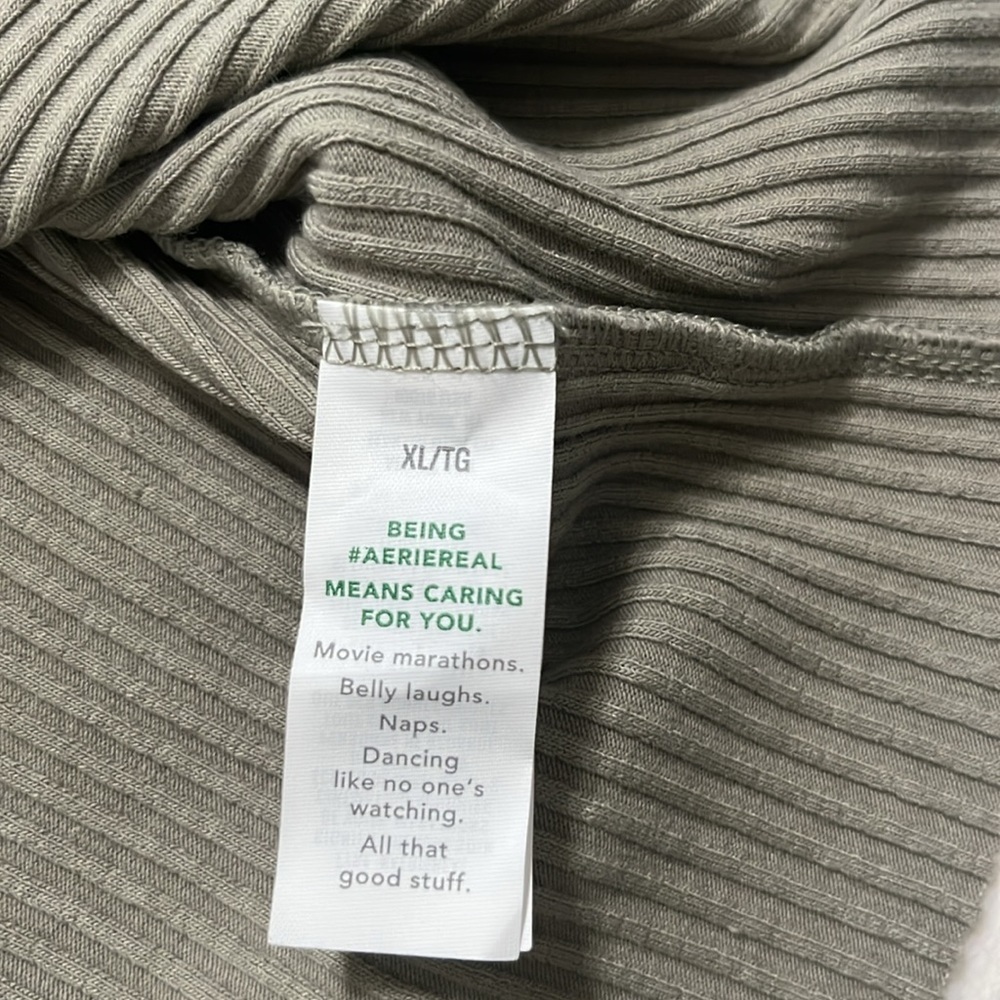 aerie Olive Green Ribbed Crop Top - Picture 6 of 7